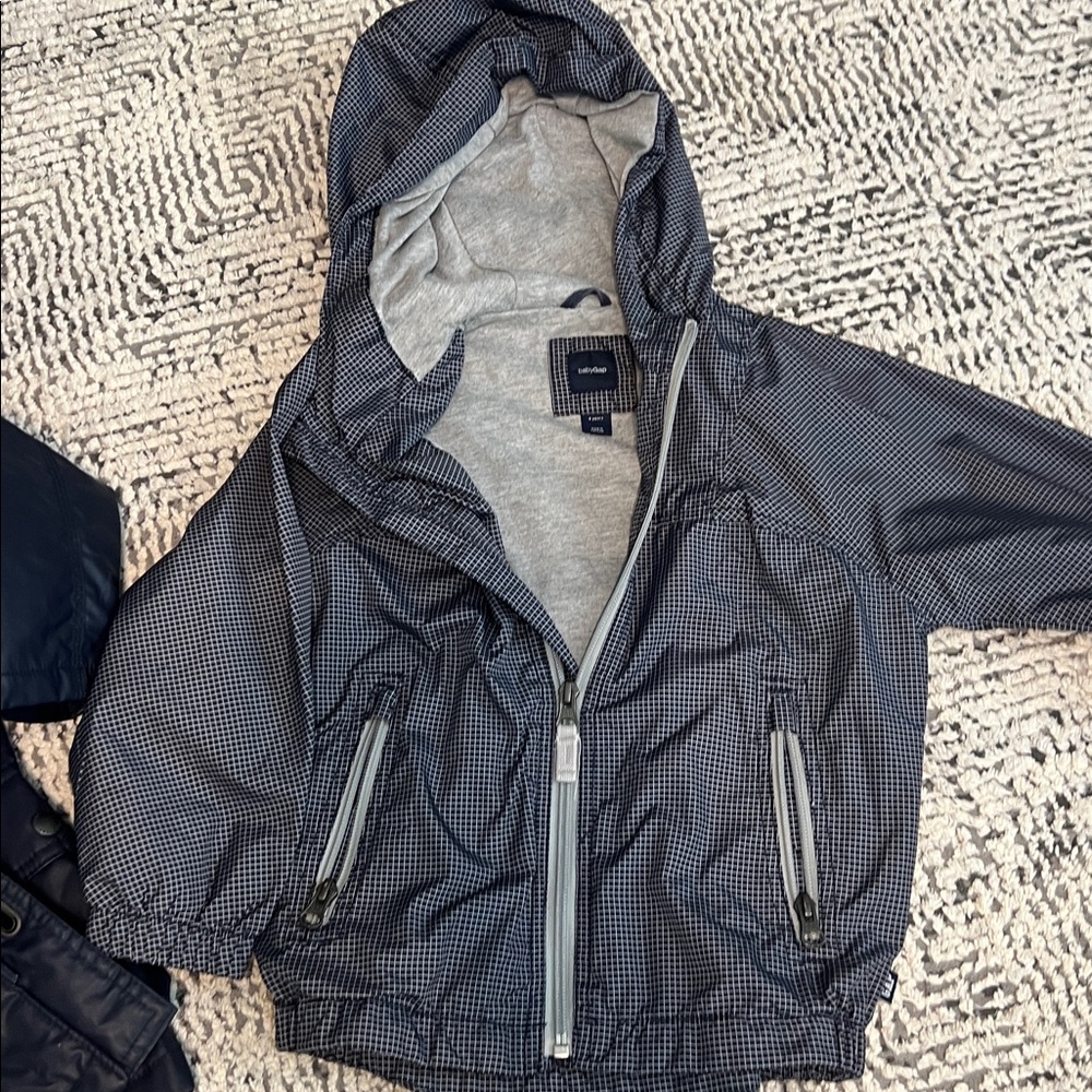 GAP Bundle with Jackets and Tops for boys - Picture 3 of 7